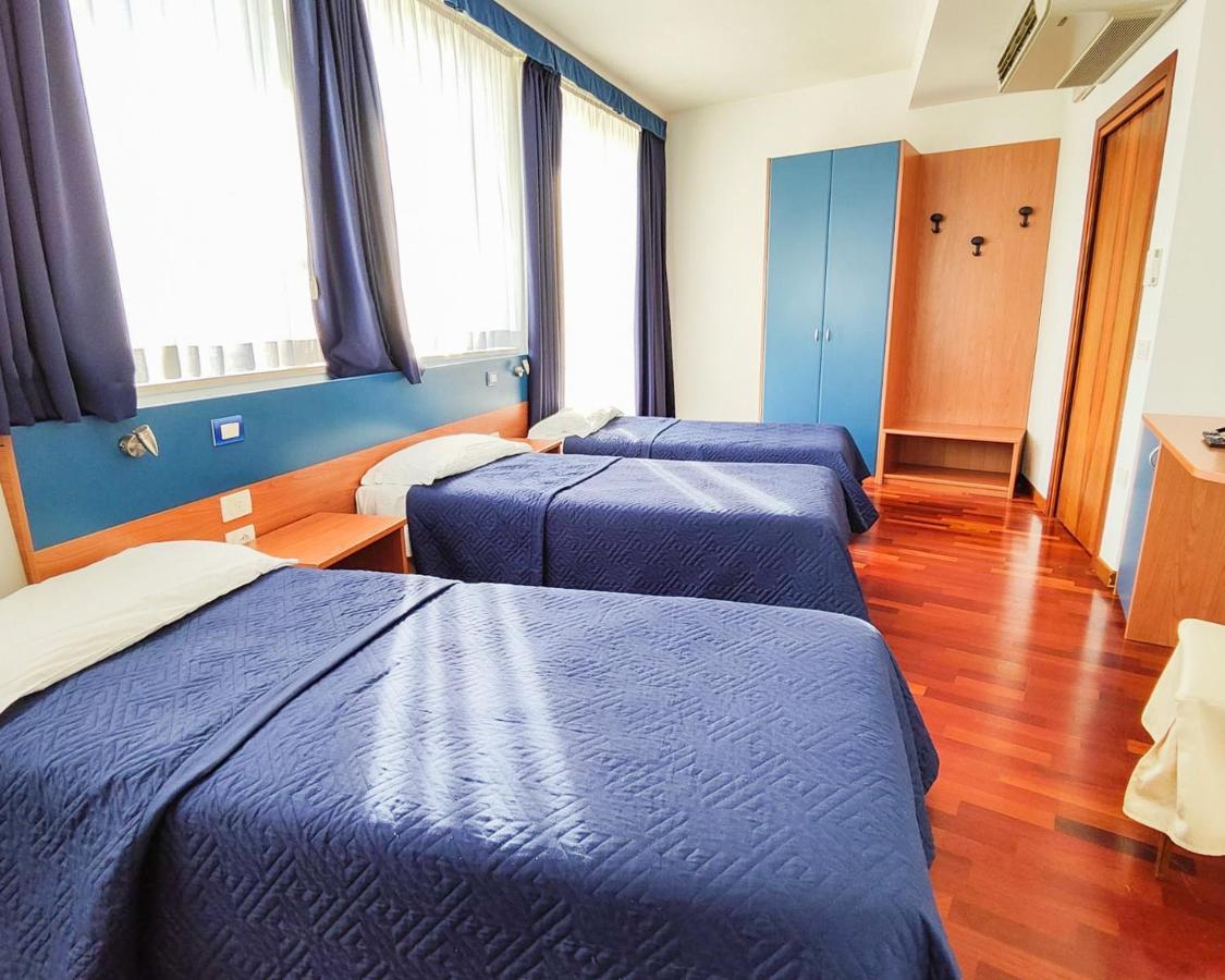 Hotel All'Oasi パエーゼ エクステリア 写真