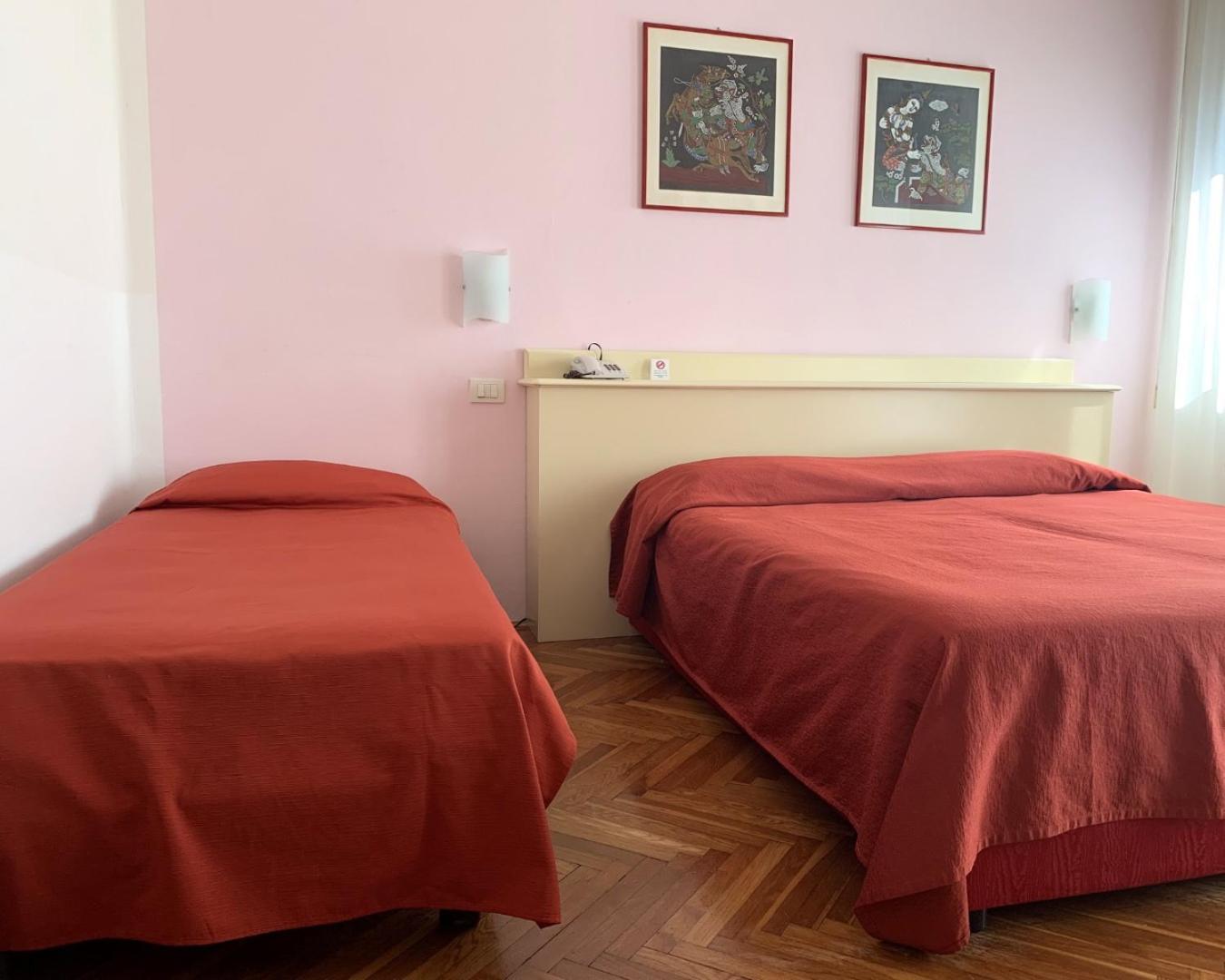 Hotel All'Oasi パエーゼ エクステリア 写真