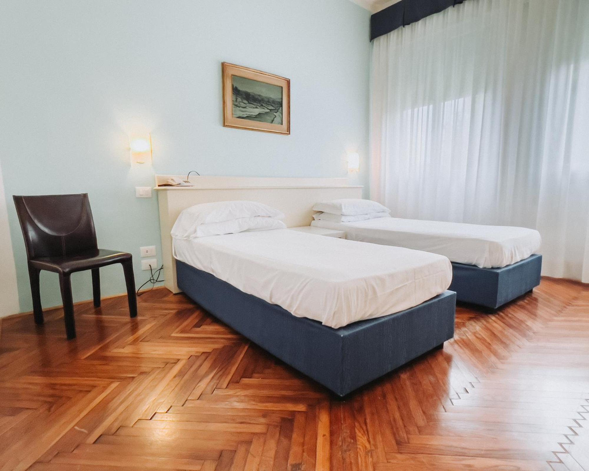 Hotel All'Oasi パエーゼ エクステリア 写真